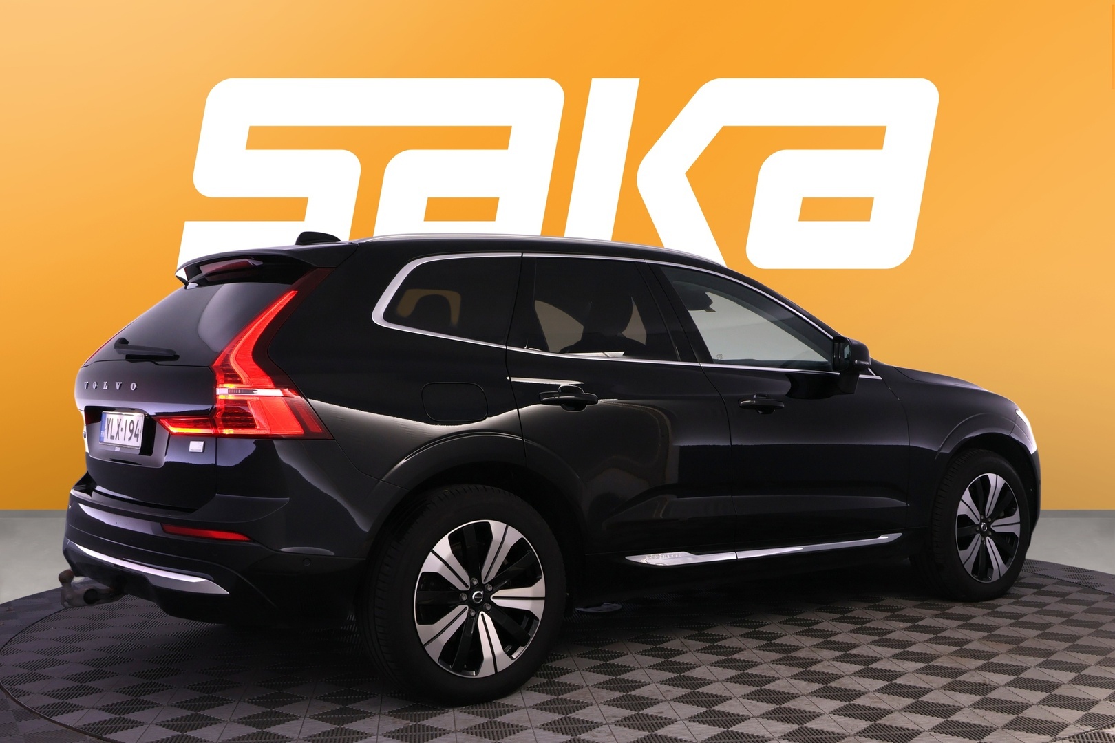 VOLVO XC60 2023