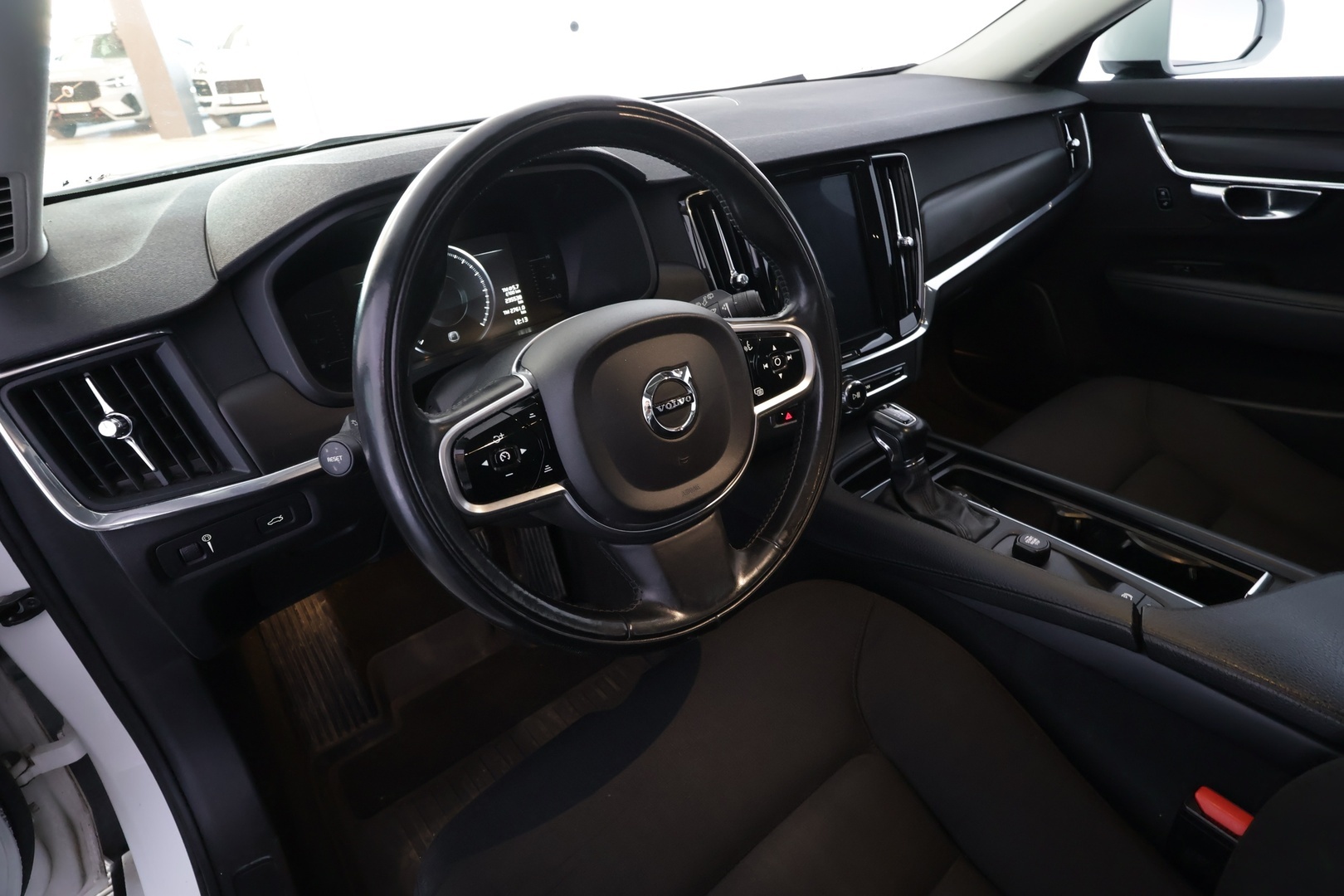 VOLVO V90 2018