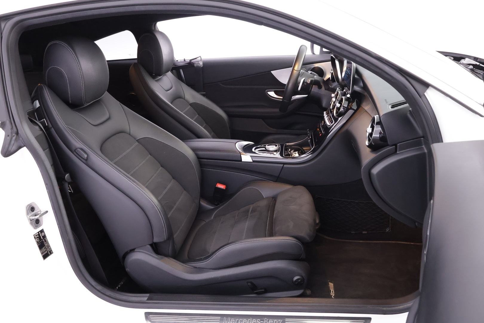 MERCEDES-BENZ C 2020