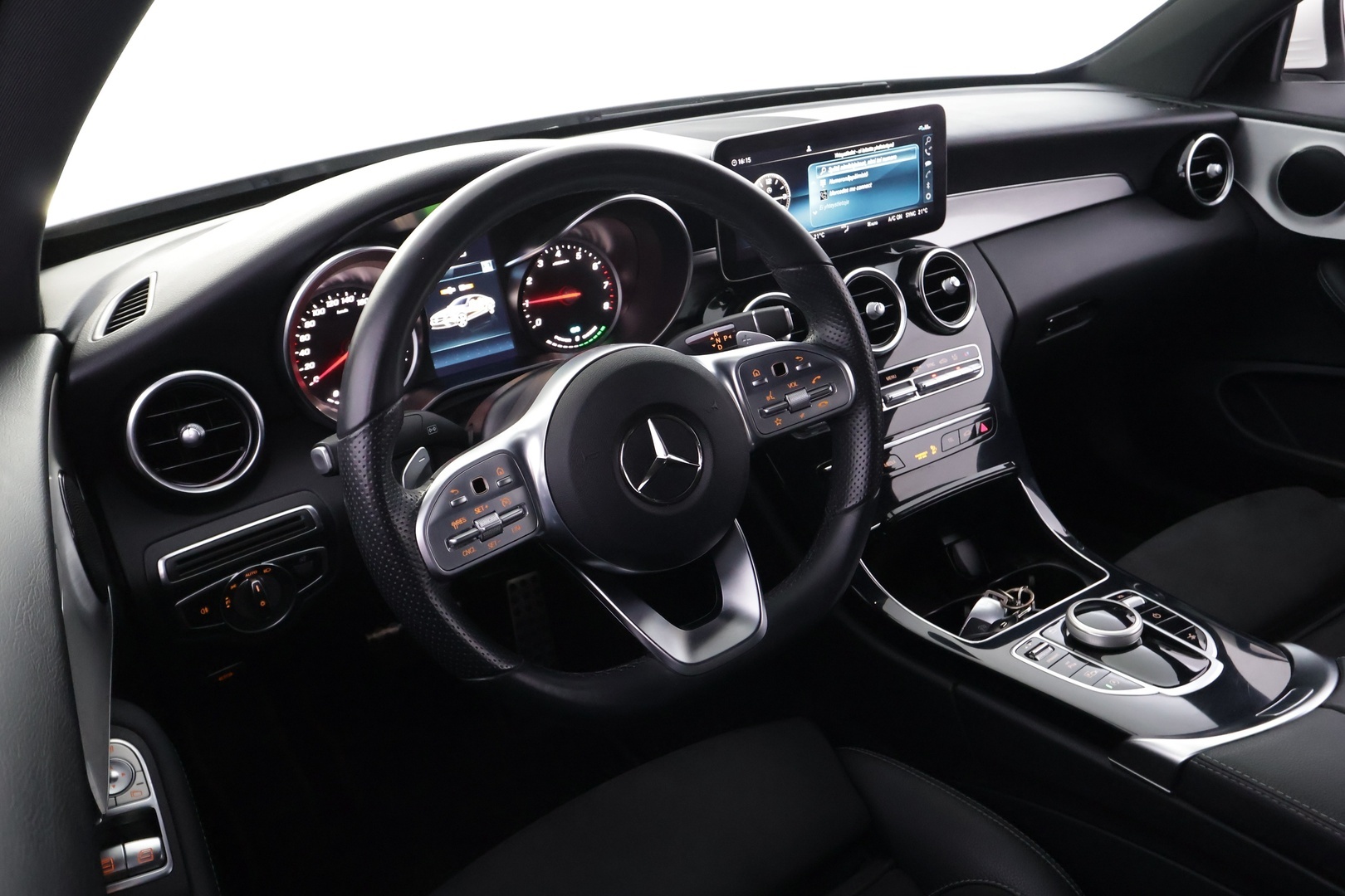 MERCEDES-BENZ C 2020