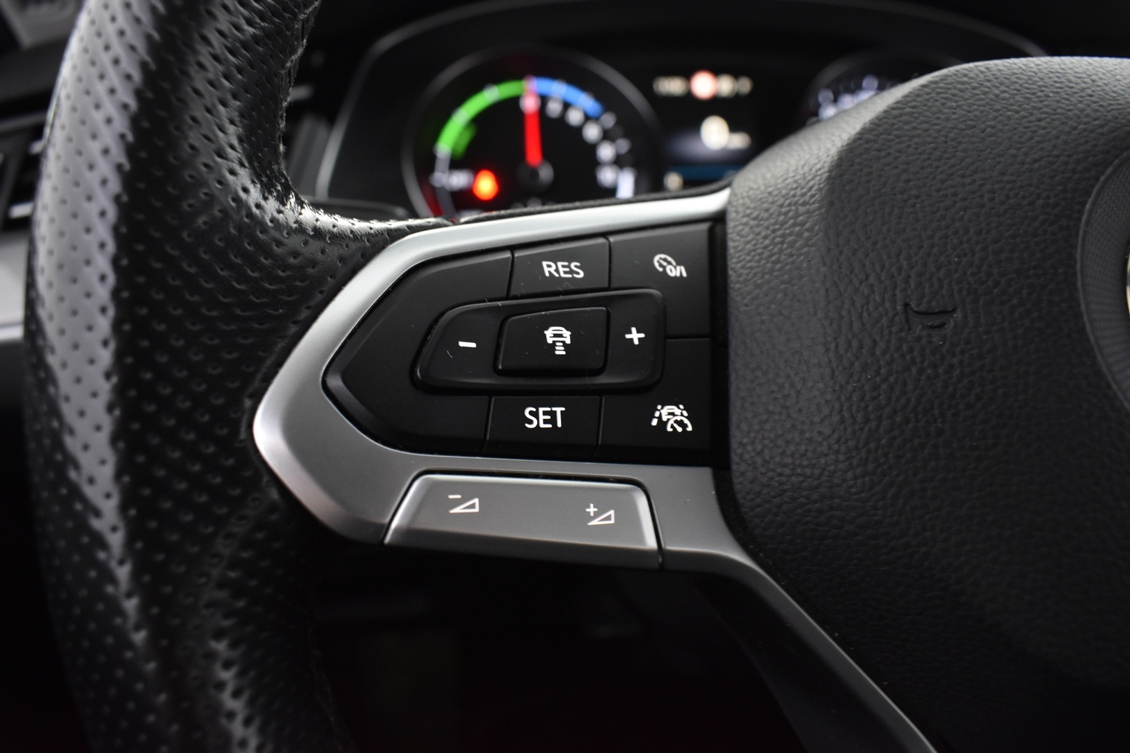 VOLKSWAGEN Passat 2020