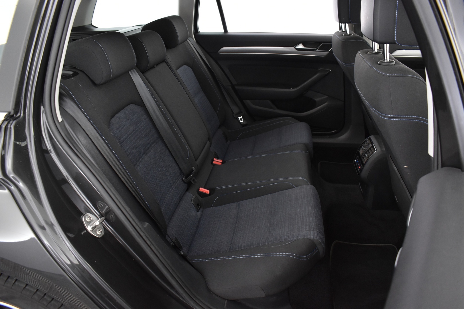 VOLKSWAGEN Passat 2020