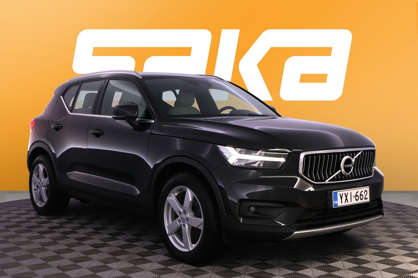 VOLVO XC40 2021