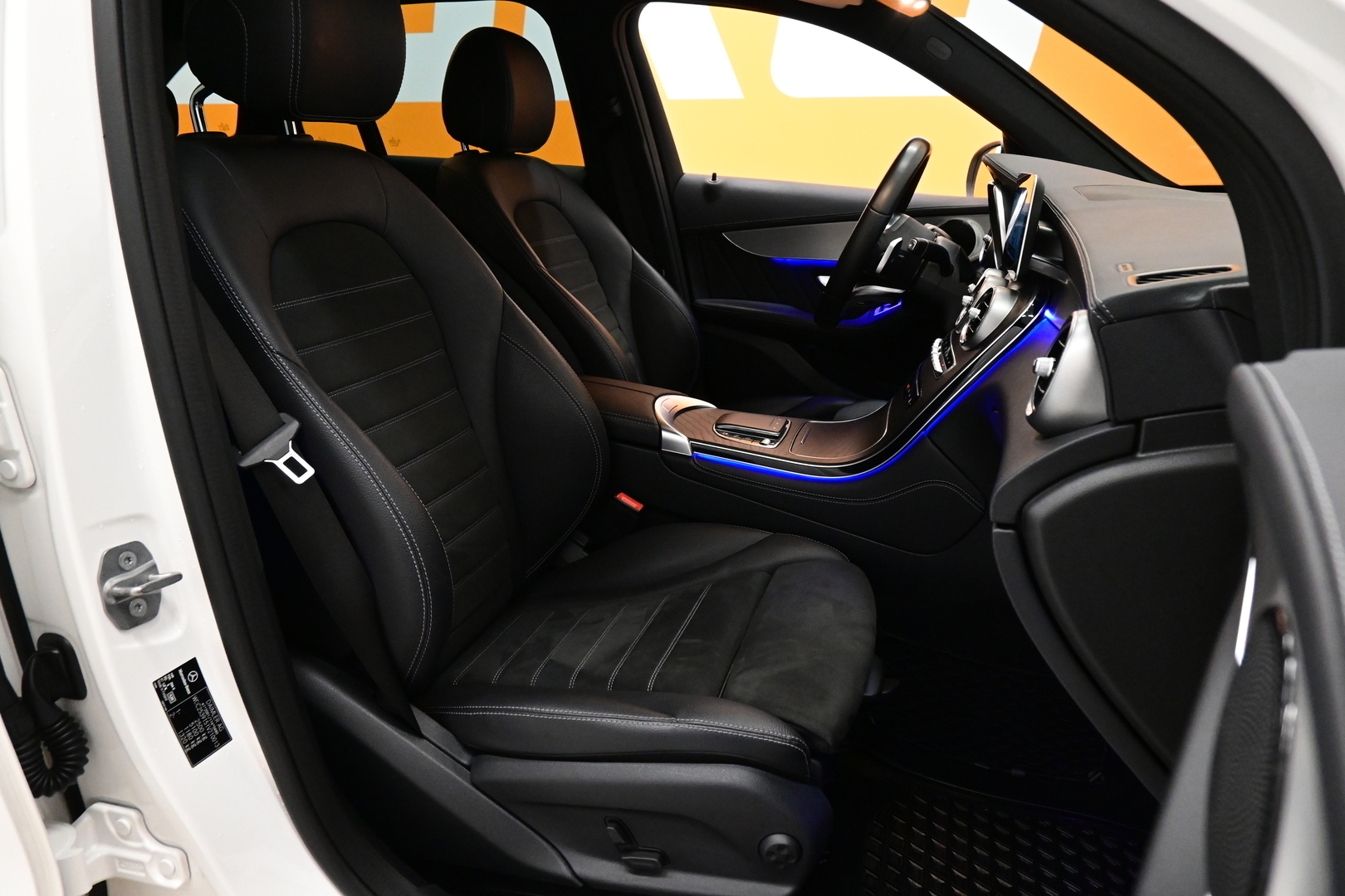 MERCEDES-BENZ GLC 2020