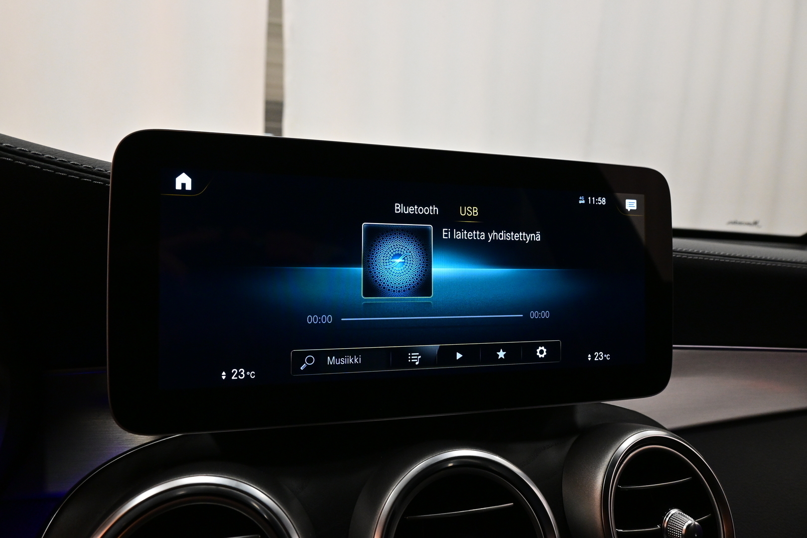 MERCEDES-BENZ GLC 2020