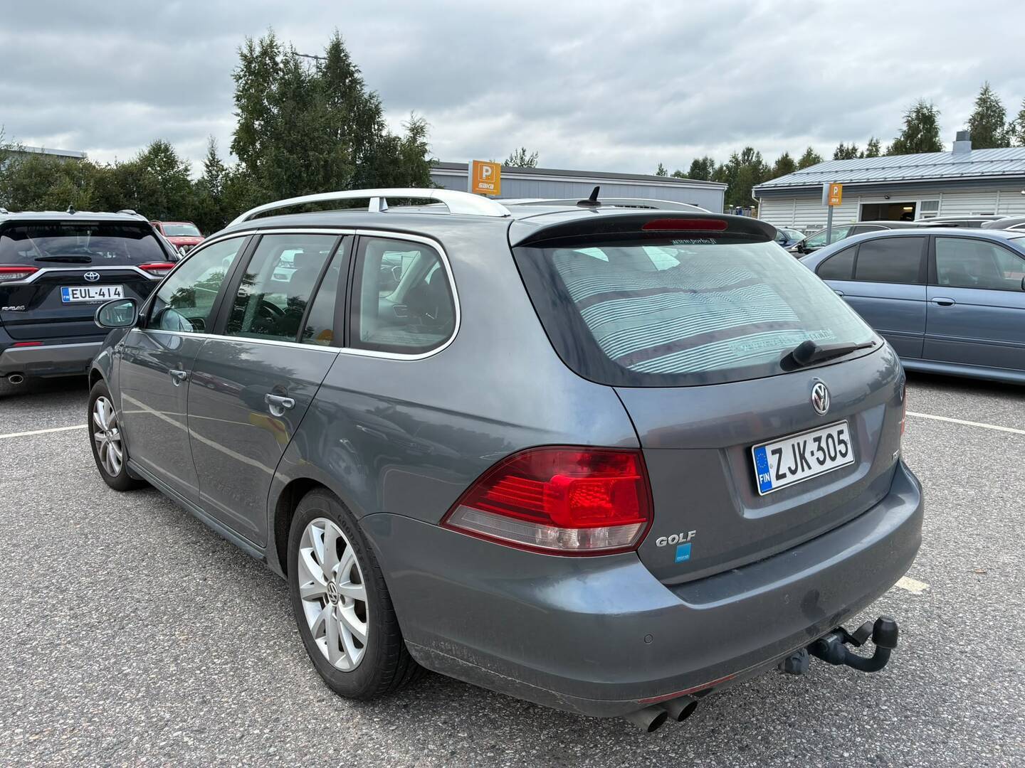 VOLKSWAGEN Golf 2010