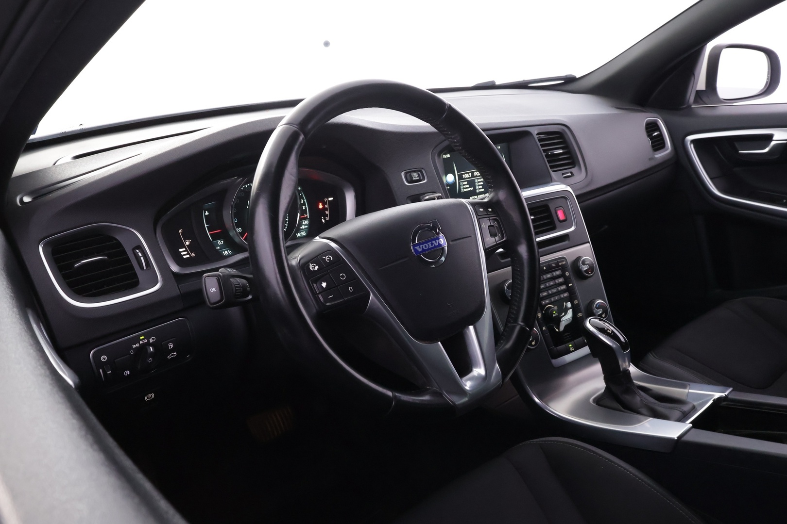 VOLVO V60 2014