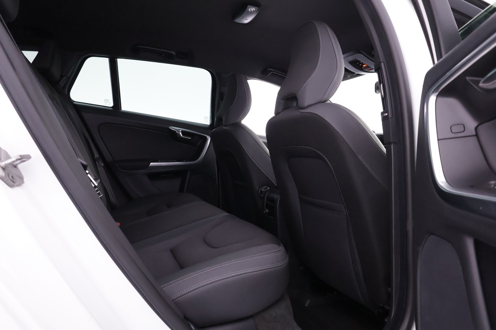 VOLVO V60 2014