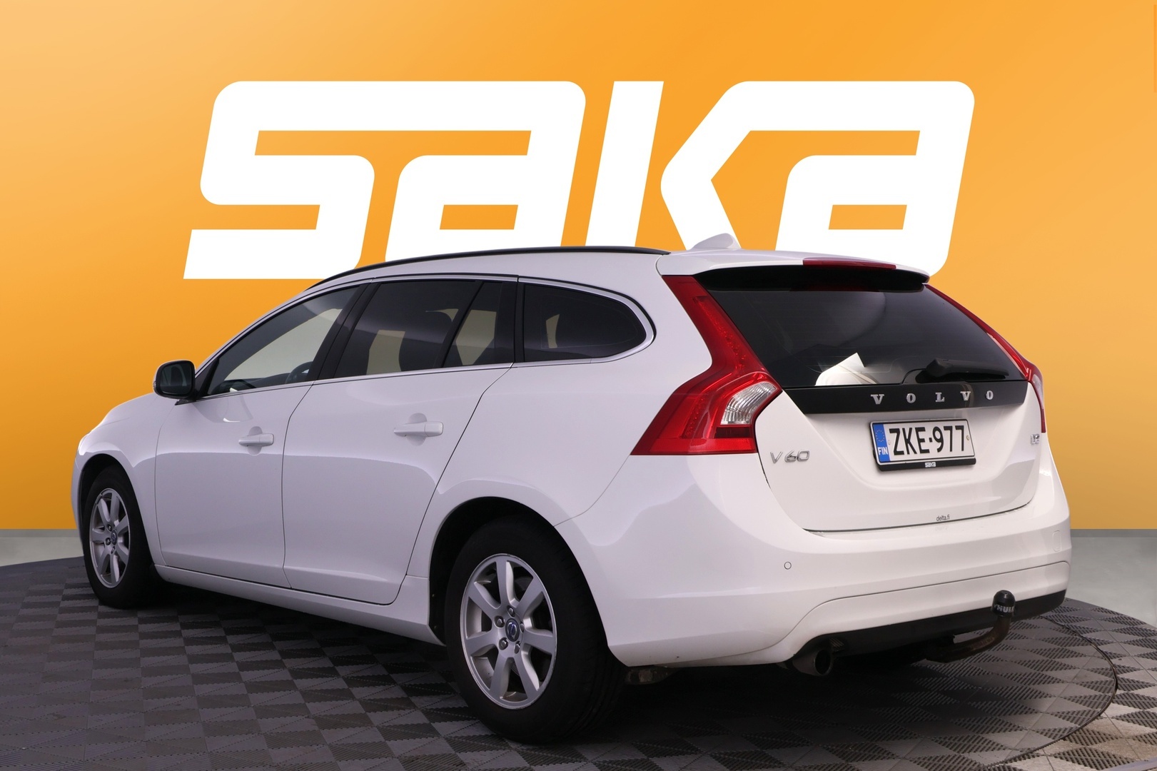 VOLVO V60 2014