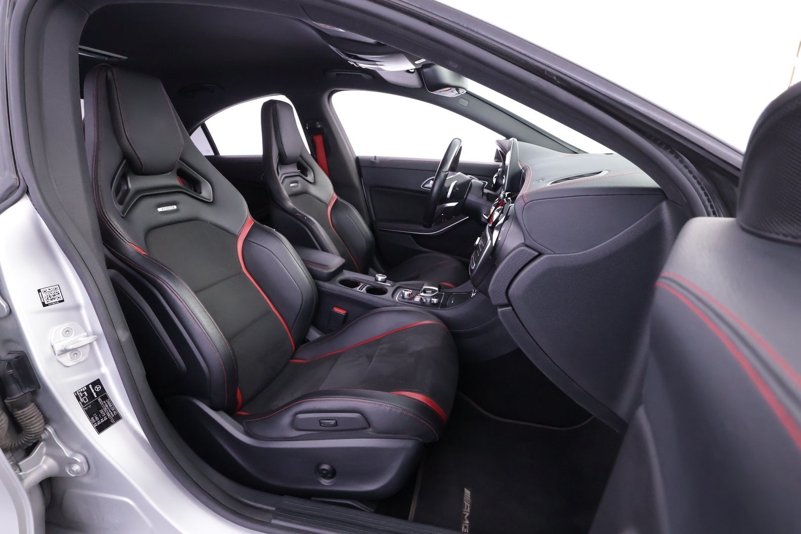 MERCEDES-BENZ CLA 45 AMG 2017
