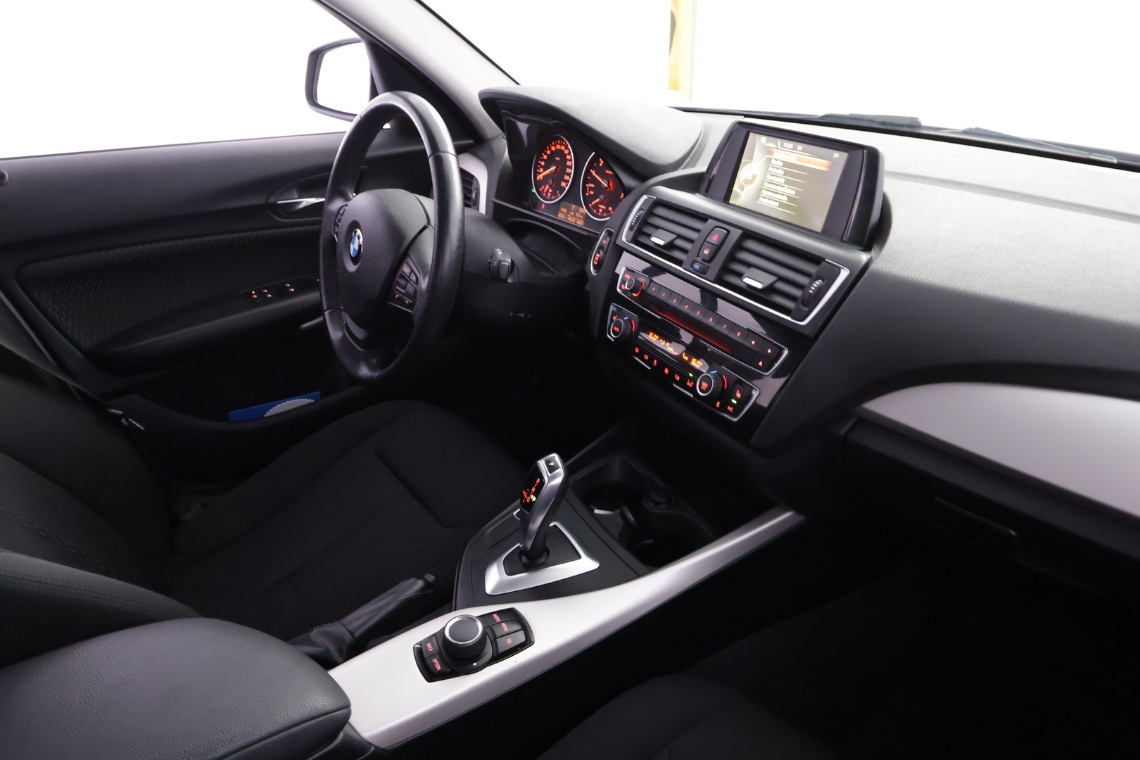 BMW 118 2017