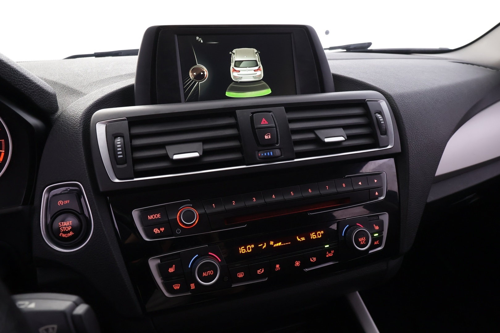 BMW 118 2017
