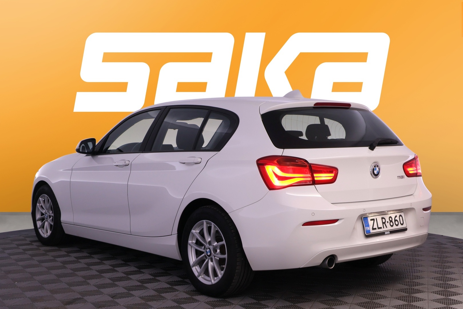 BMW 118 2017
