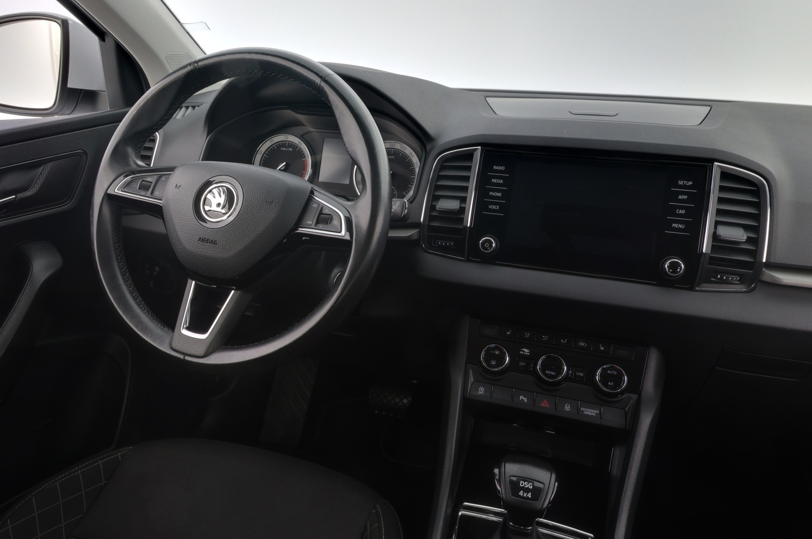 SKODA Karoq 2019