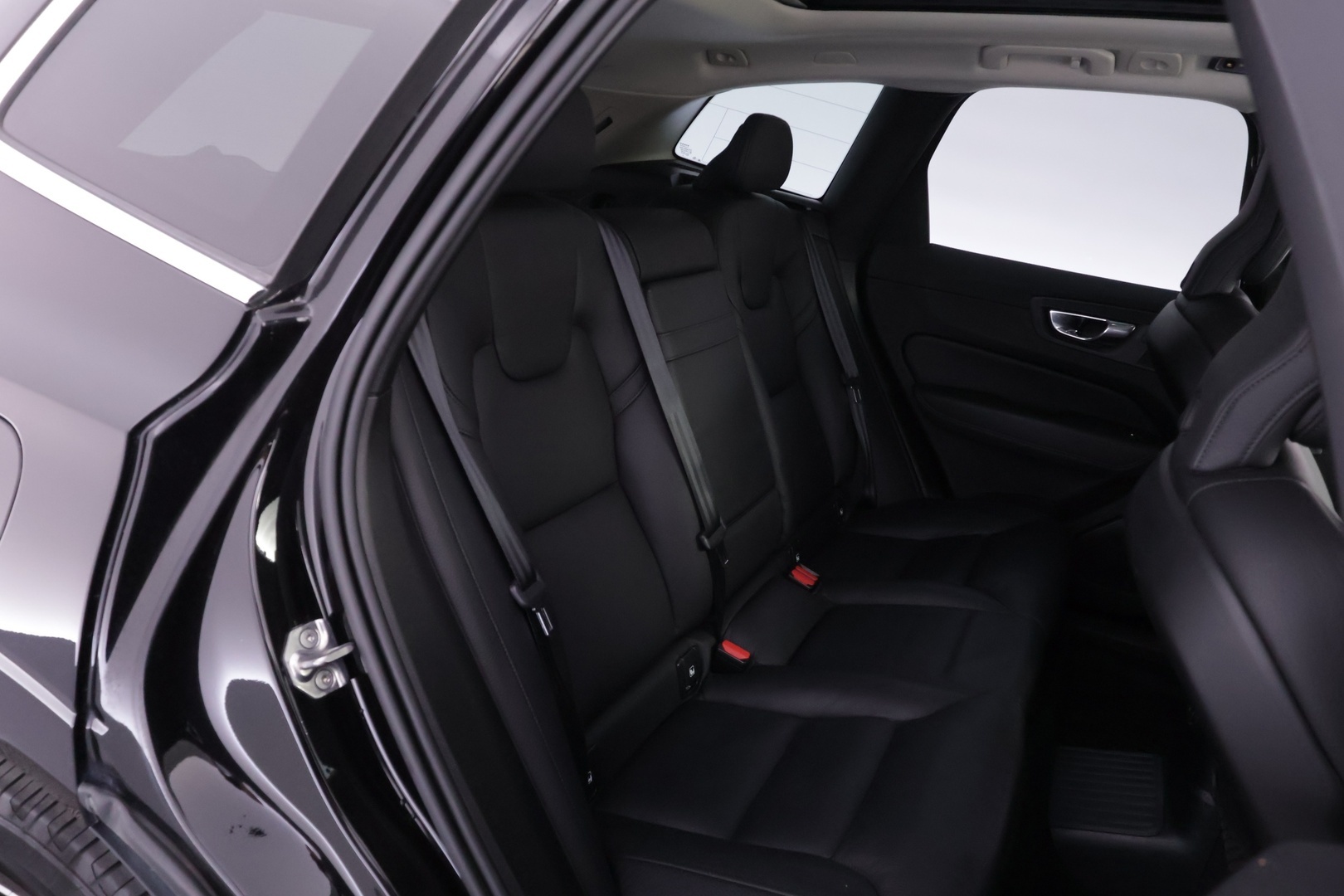 VOLVO XC60 2021