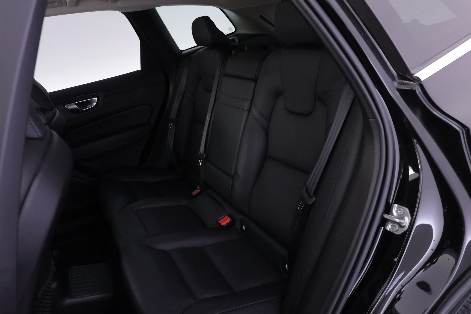 VOLVO XC60 2021