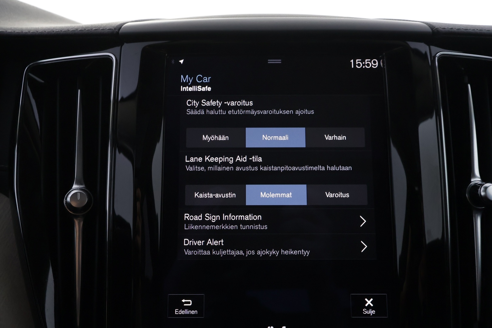 VOLVO XC60 2021