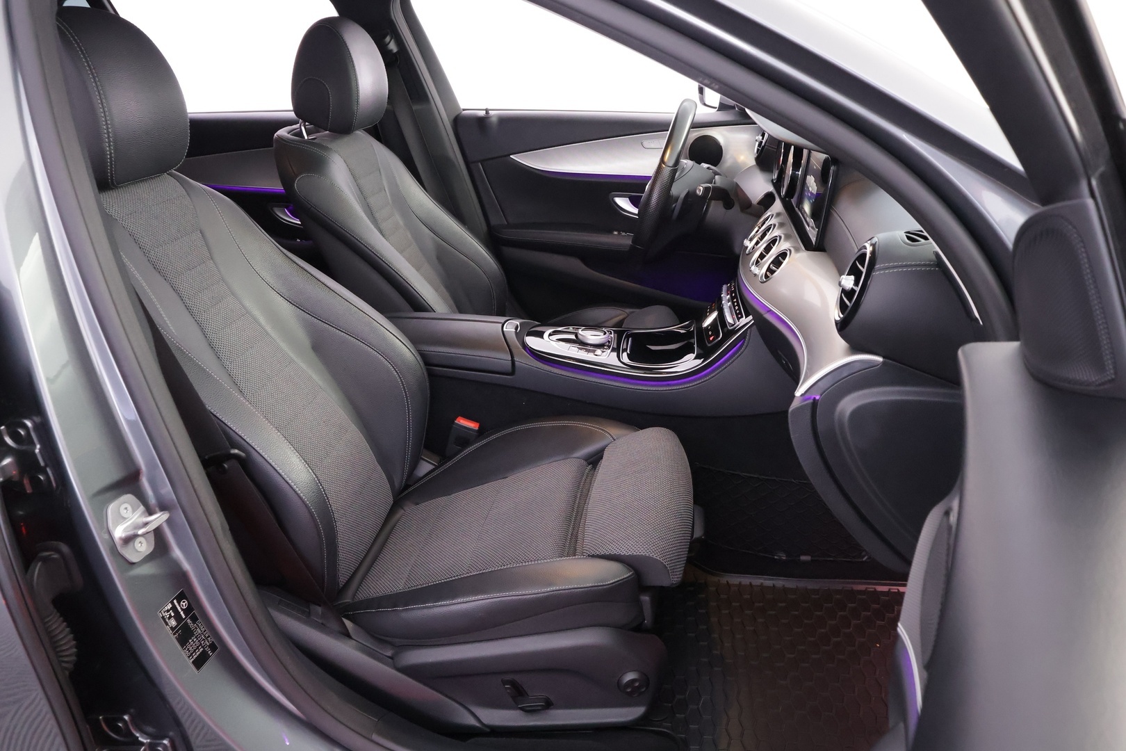 MERCEDES-BENZ E 2017