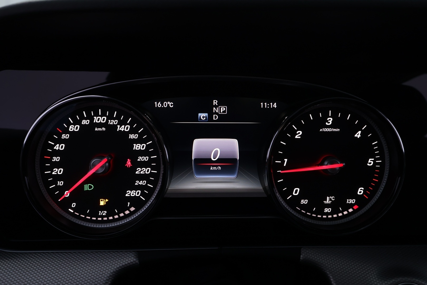 MERCEDES-BENZ E 2017