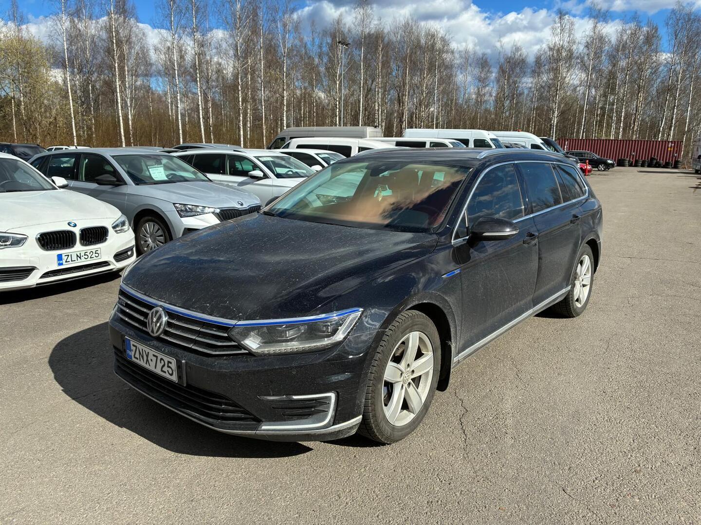 VOLKSWAGEN Passat 2018