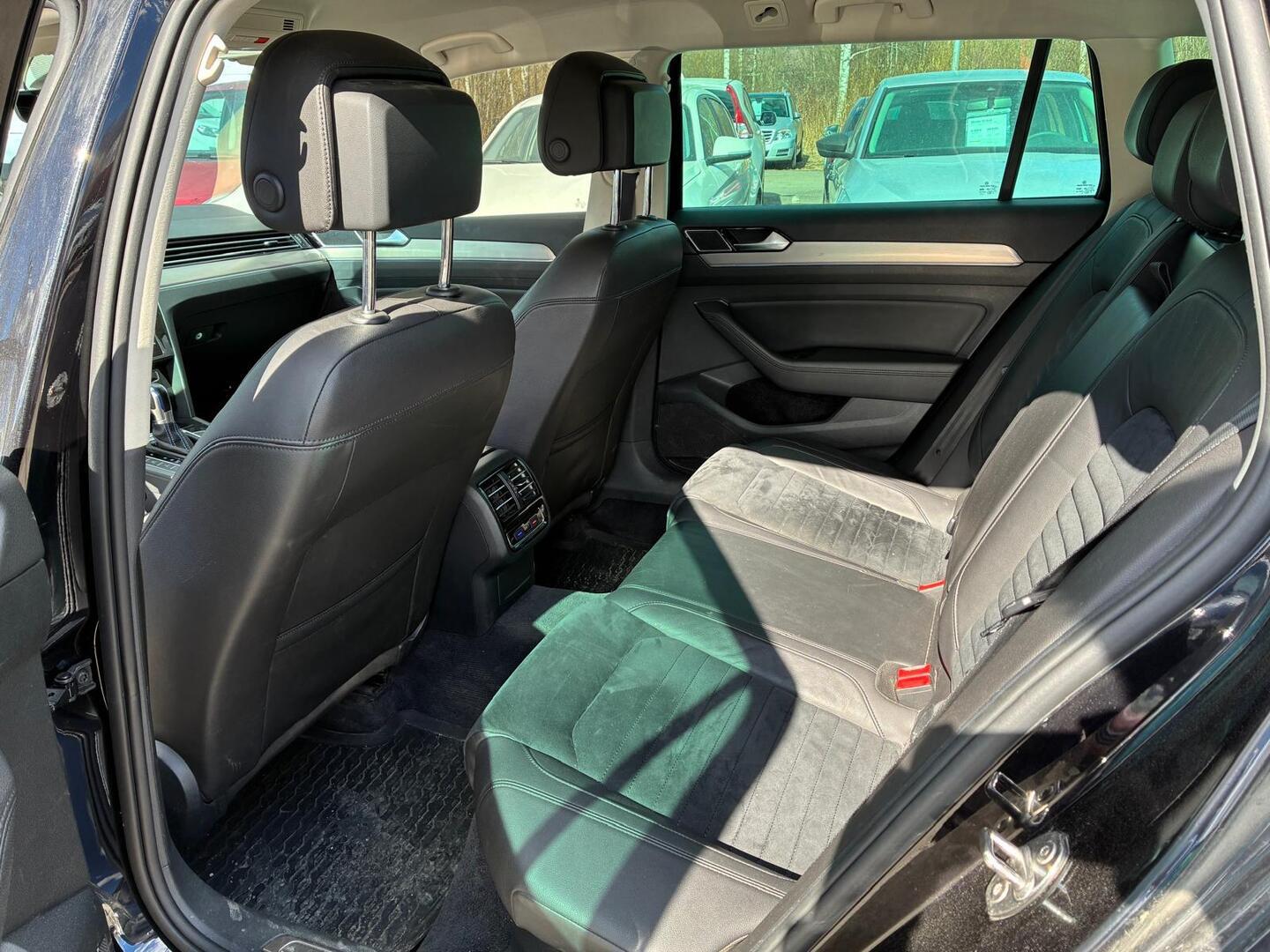 VOLKSWAGEN Passat 2018