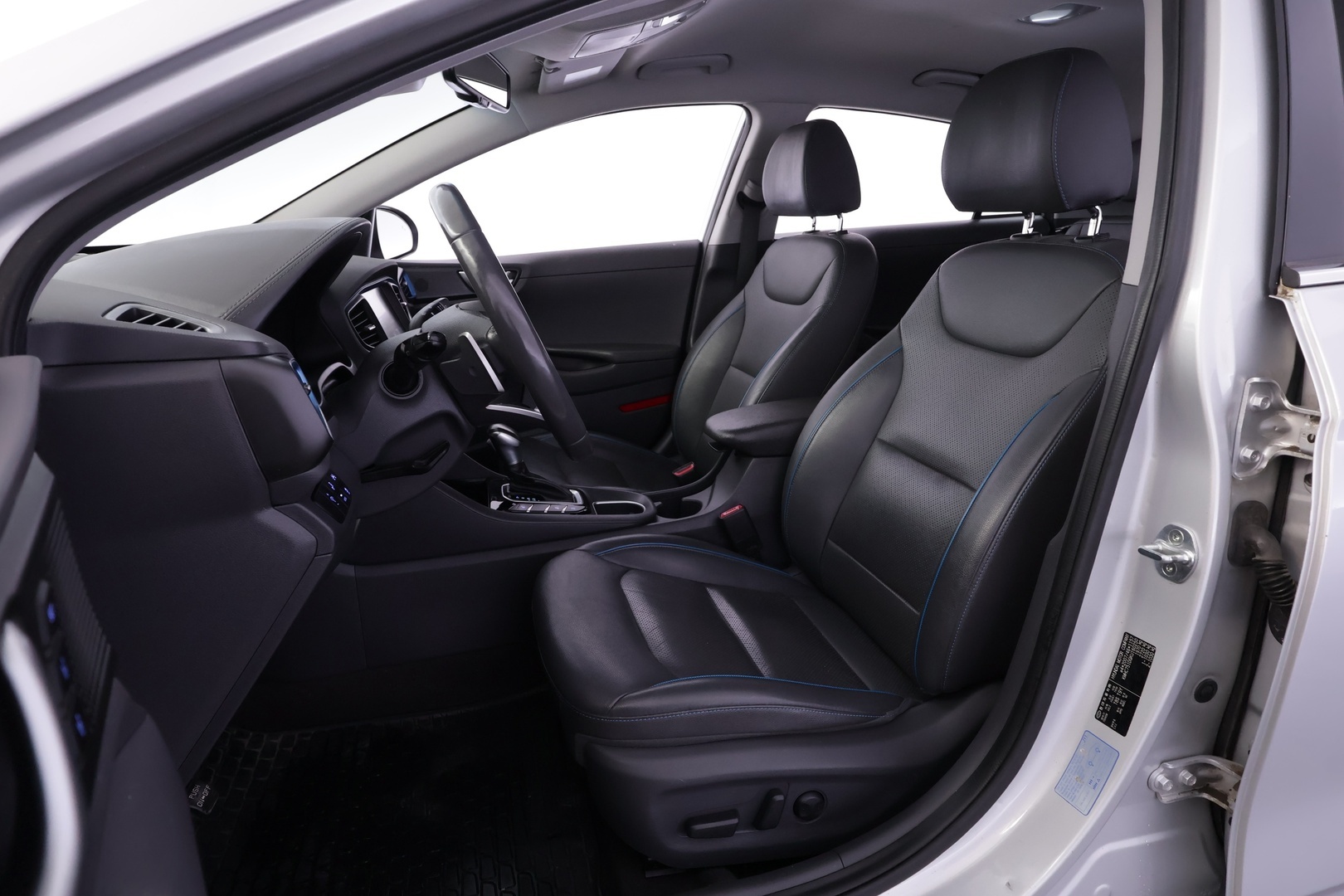 HYUNDAI IONIQ PLUG-IN 2019