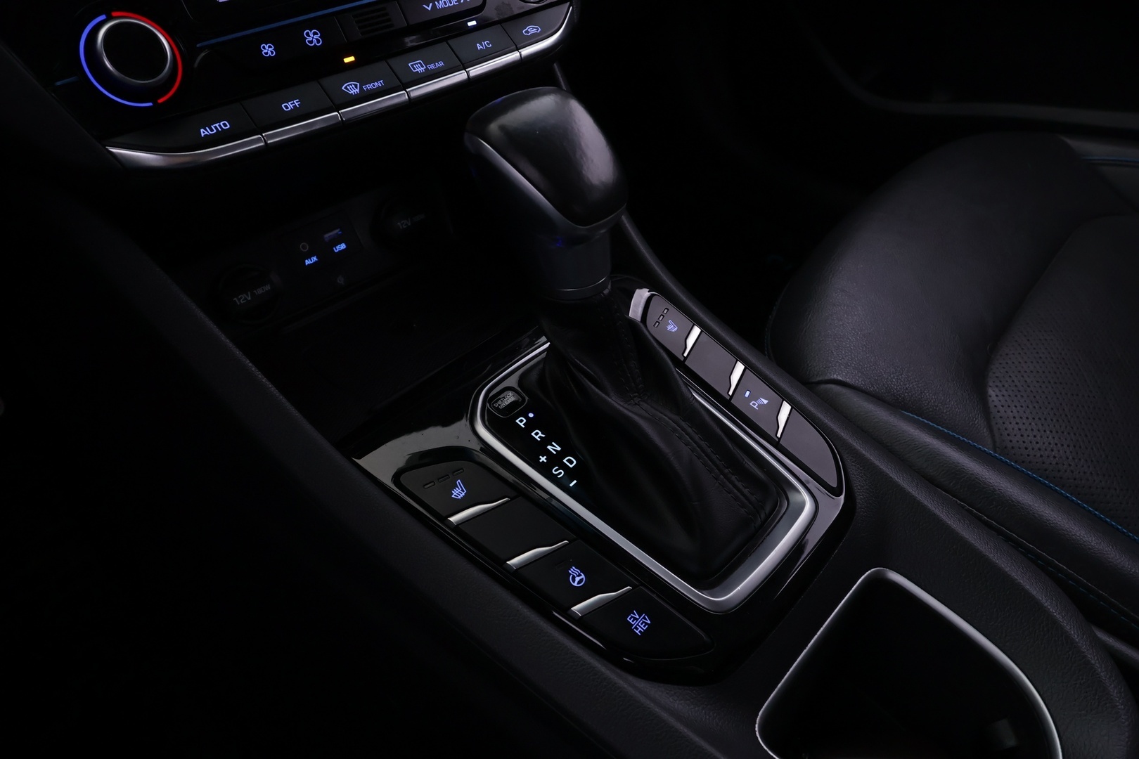 HYUNDAI IONIQ PLUG-IN 2019
