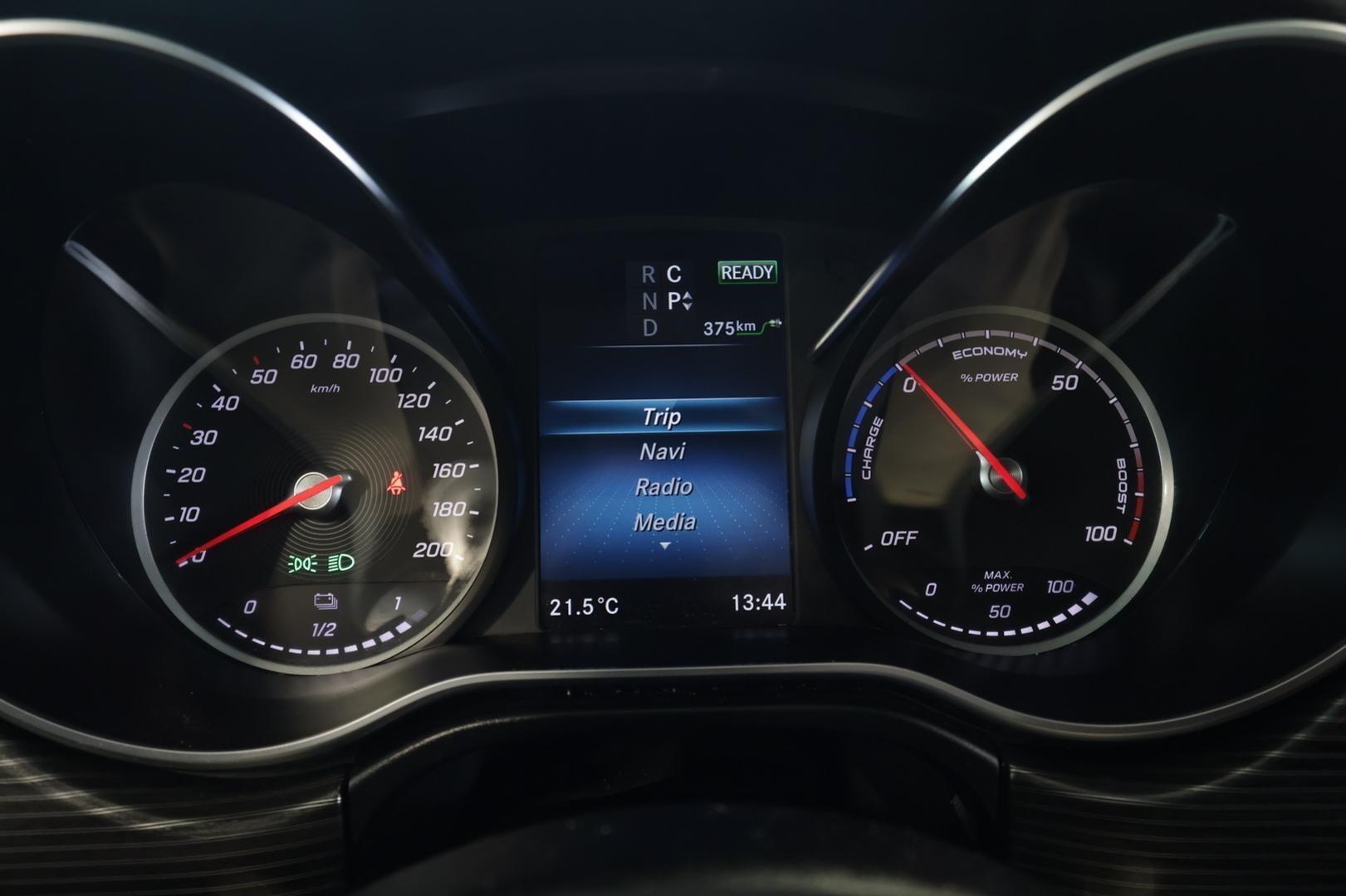 MERCEDES-BENZ EQV 2021