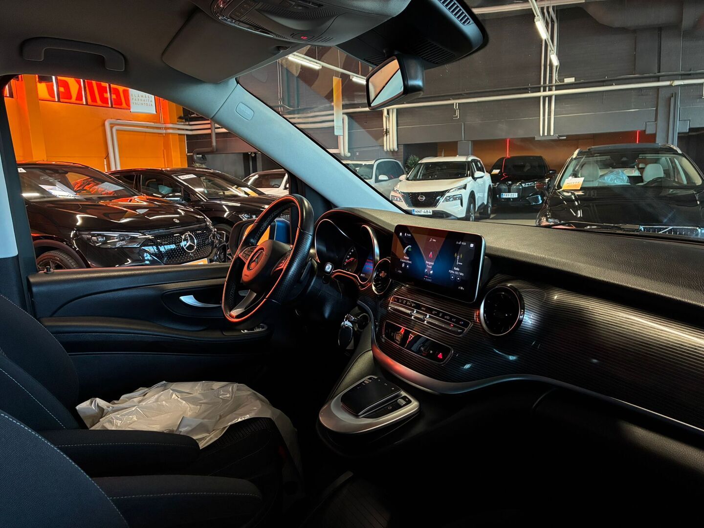 MERCEDES-BENZ EQV 2021