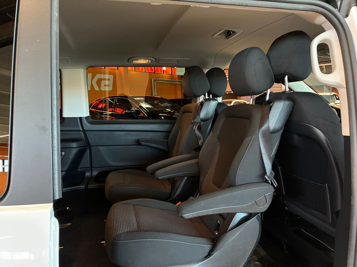 MERCEDES-BENZ EQV 2021