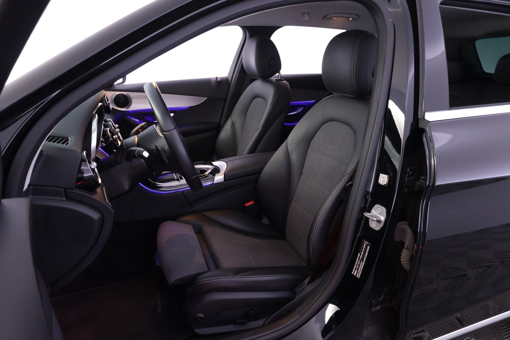 MERCEDES-BENZ C 2020