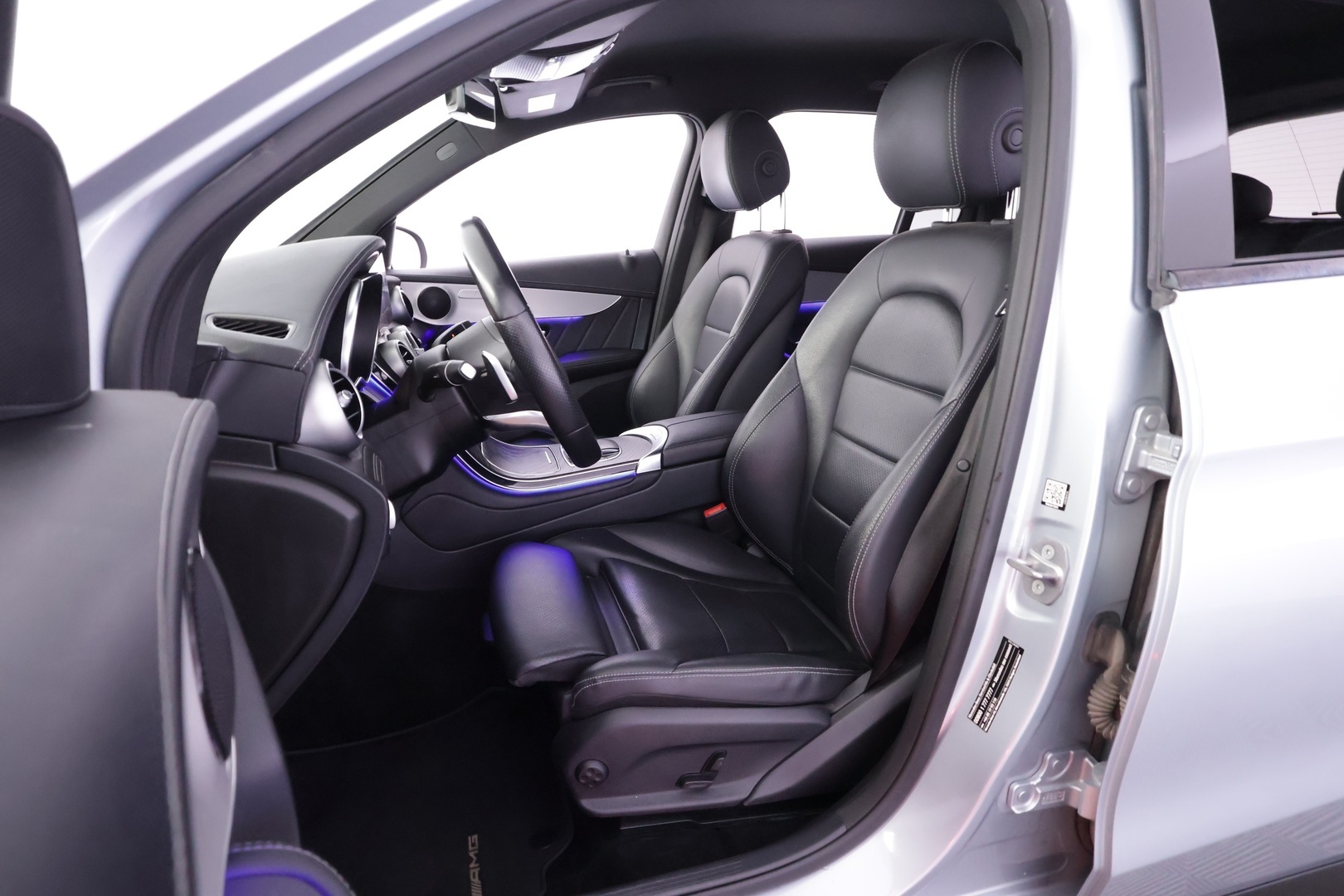MERCEDES-BENZ GLC 2021