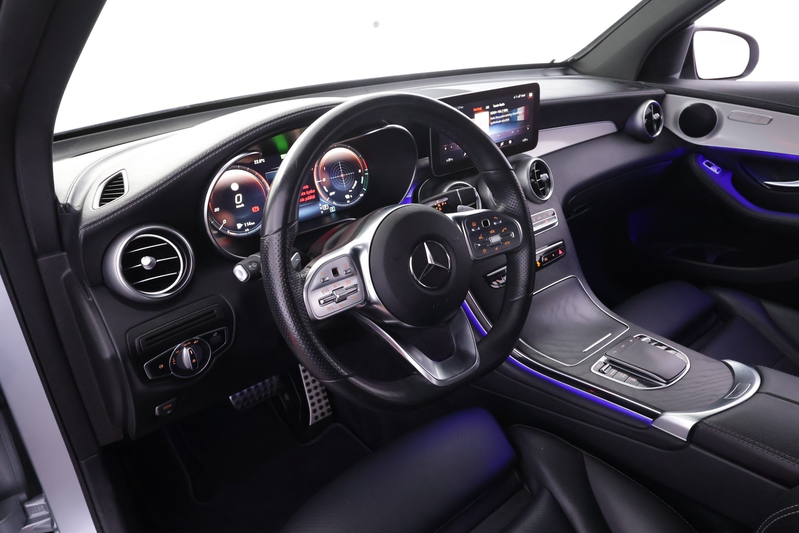 MERCEDES-BENZ GLC 2021