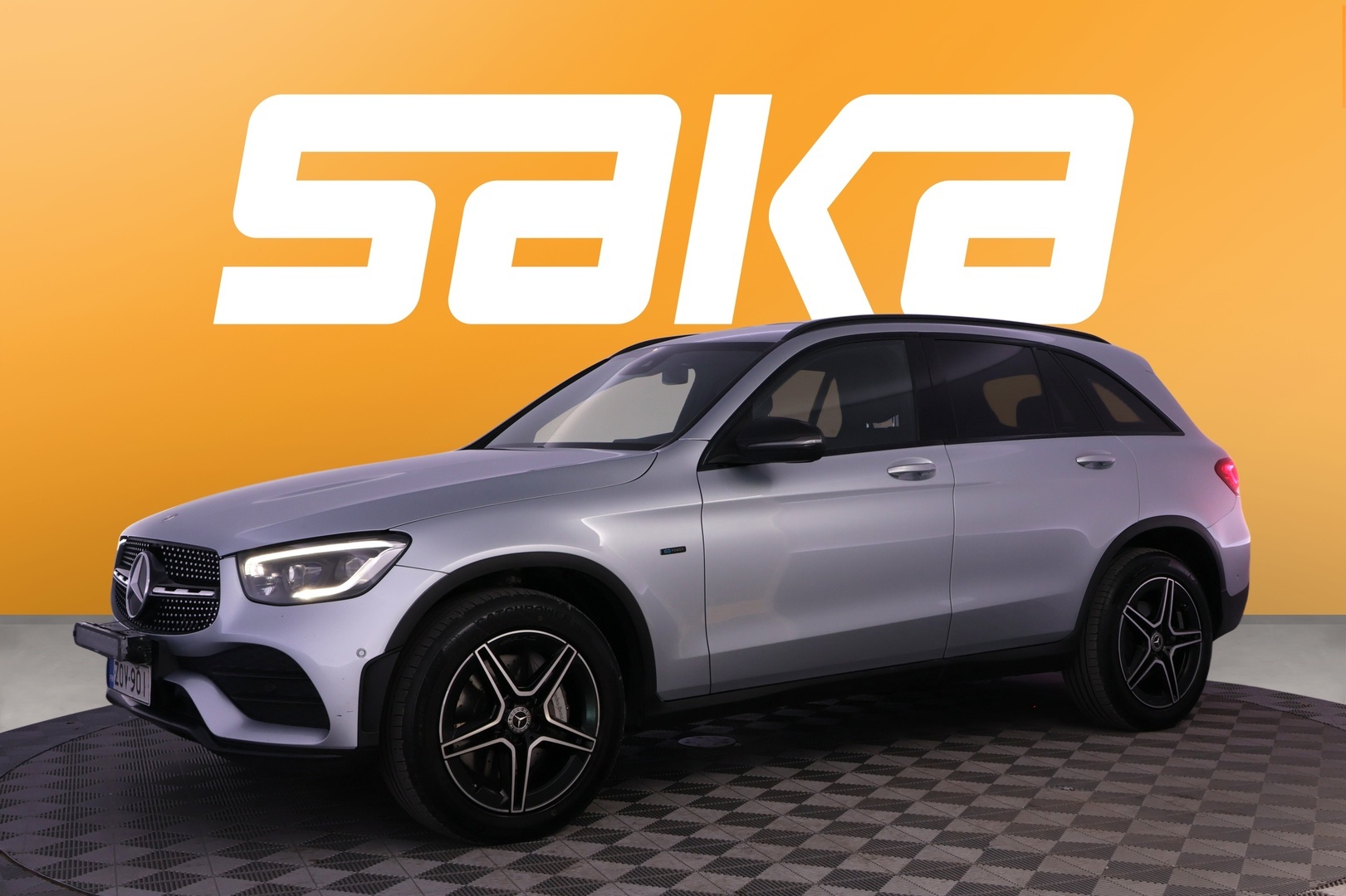 MERCEDES-BENZ GLC 2021