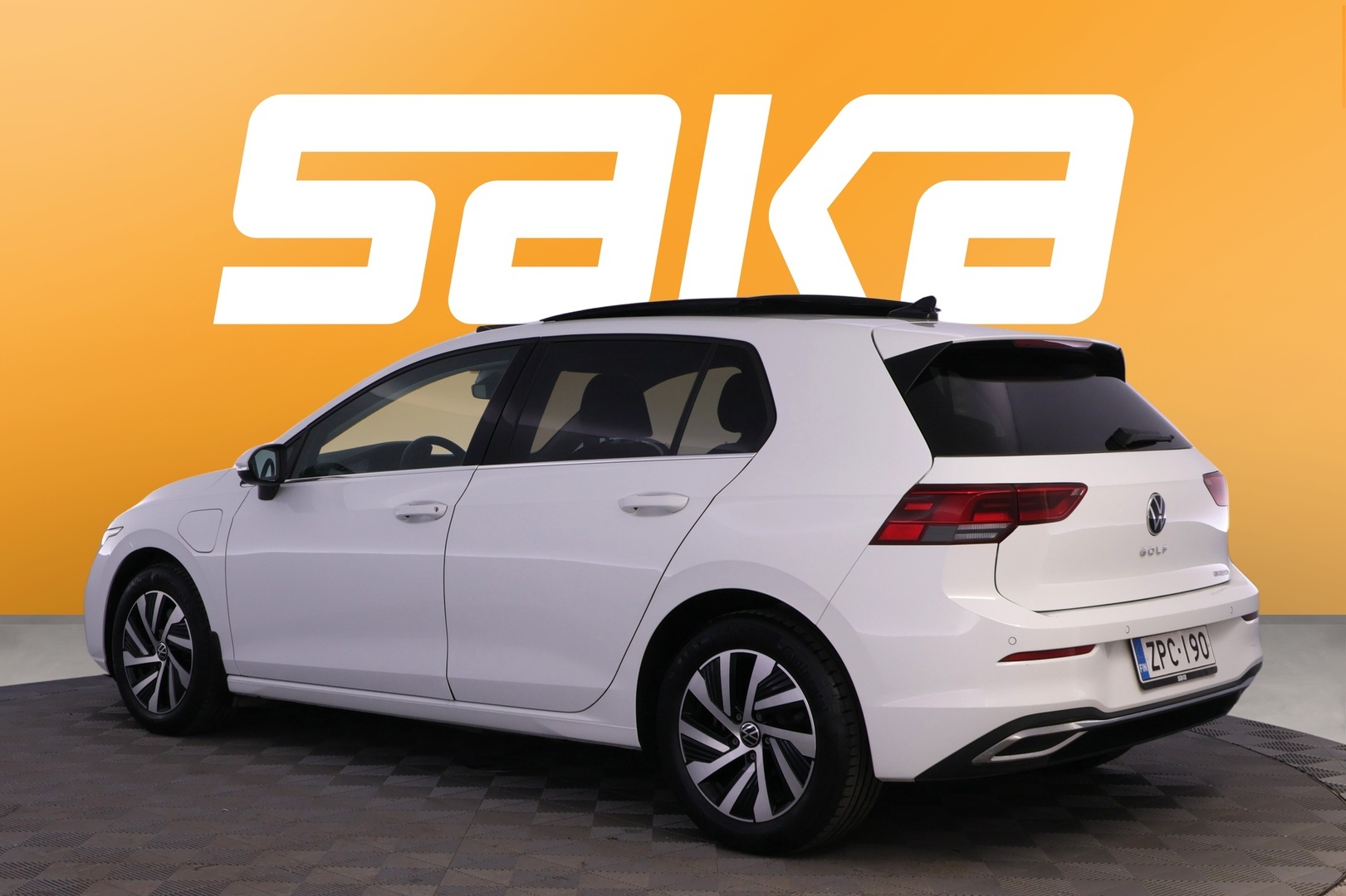 VOLKSWAGEN Golf 2021