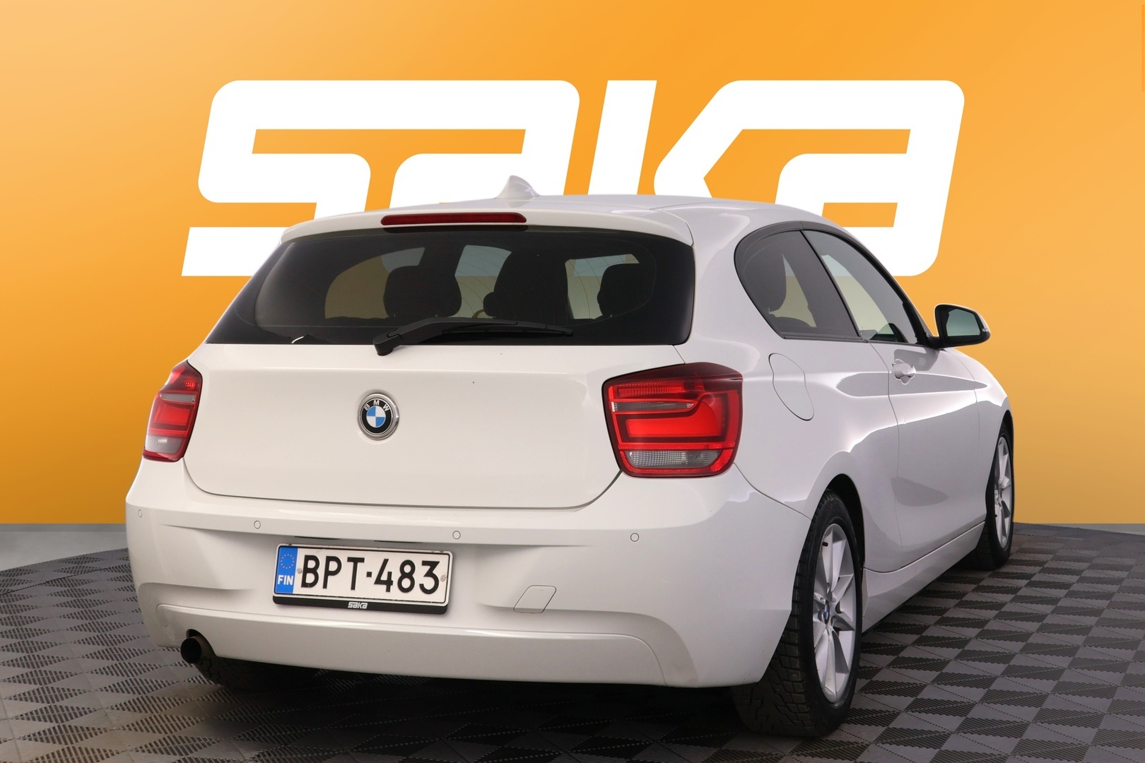 BMW 114 2012