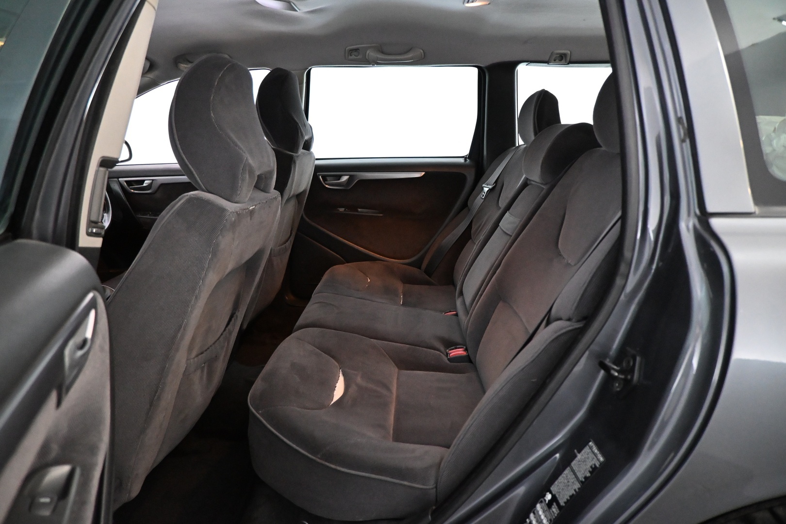 VOLVO V70 2003