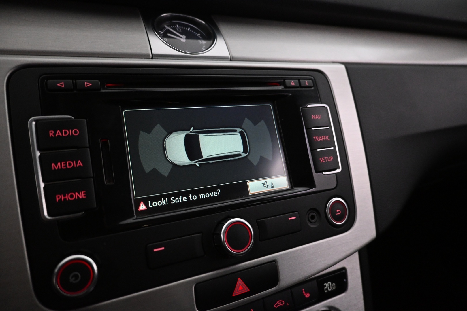 VOLKSWAGEN Passat 2012