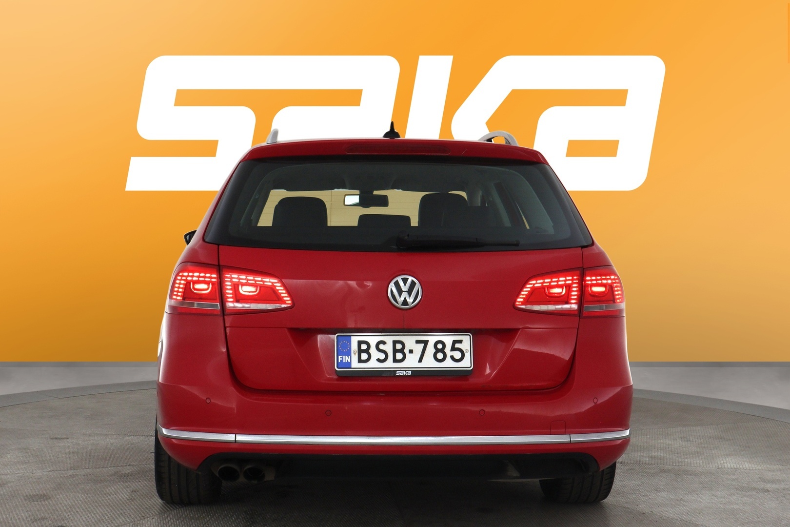 VOLKSWAGEN Passat 2012