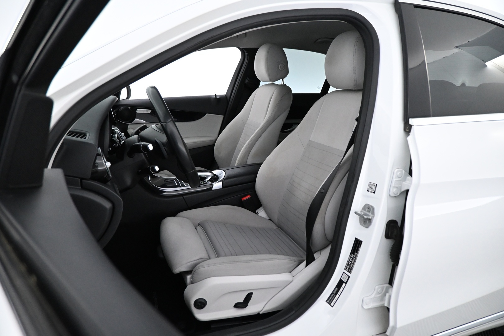 MERCEDES-BENZ C 2015