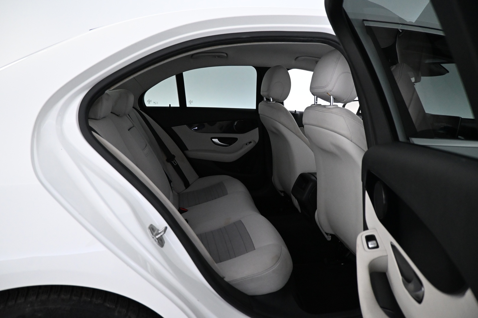 MERCEDES-BENZ C 2015