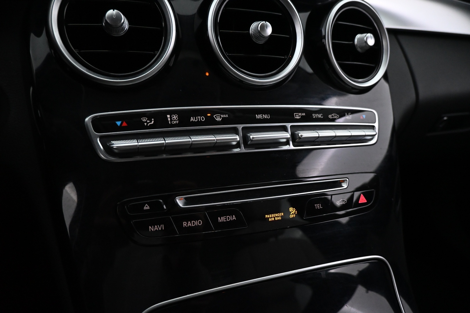 MERCEDES-BENZ C 2015