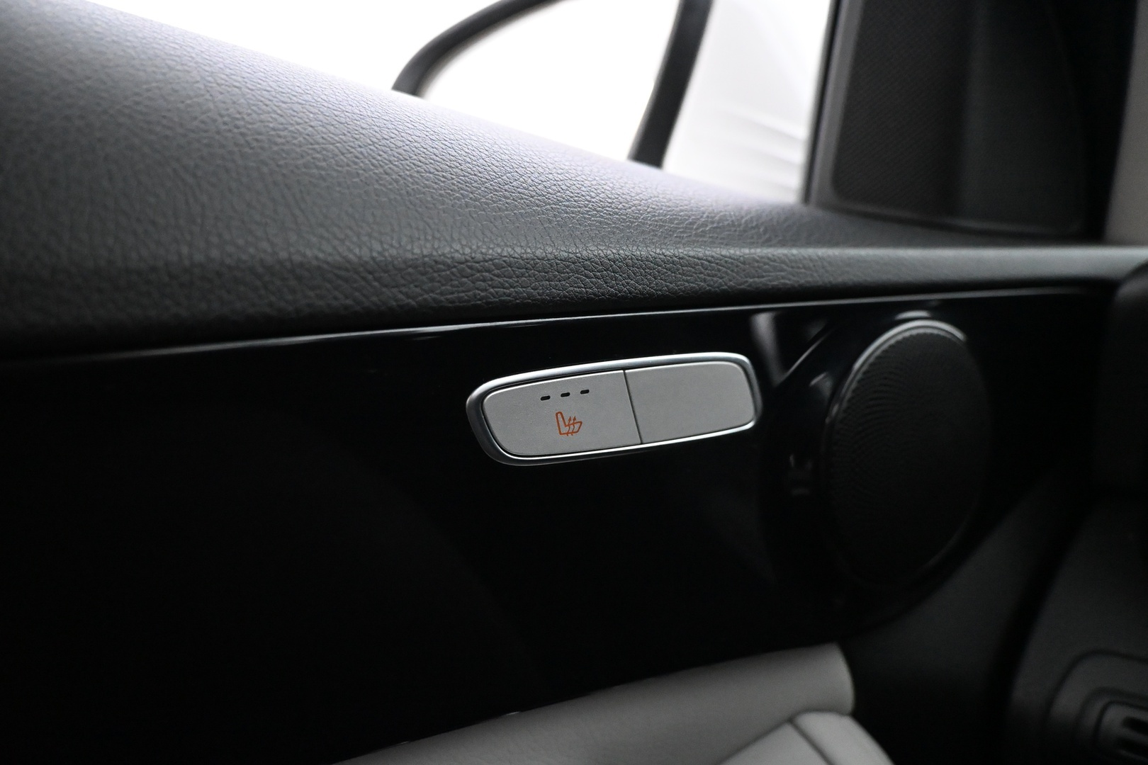 MERCEDES-BENZ C 2015