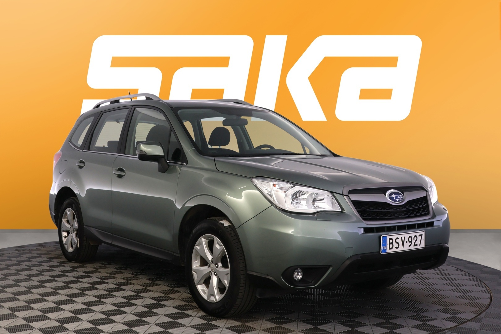 SUBARU Forester 2015