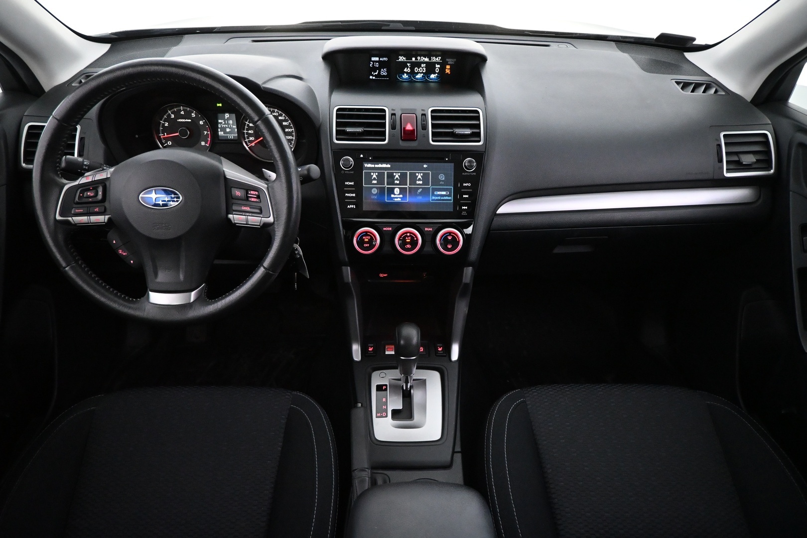 SUBARU Forester 2015