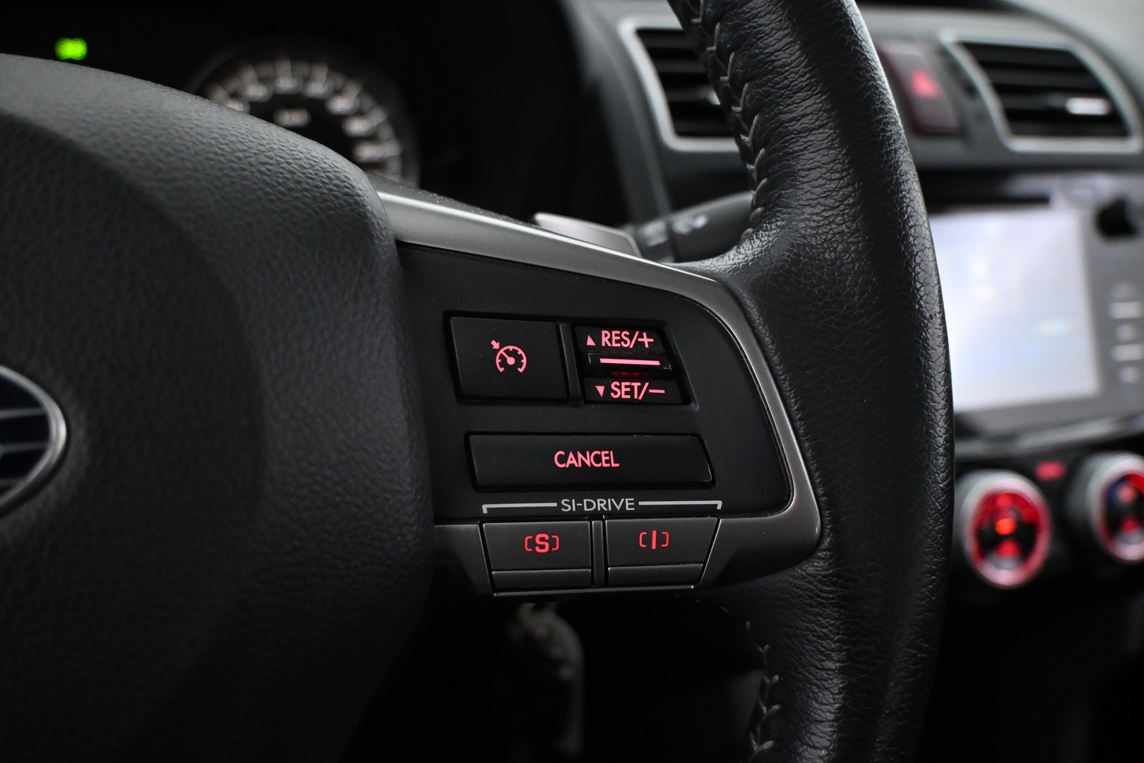 SUBARU Forester 2015