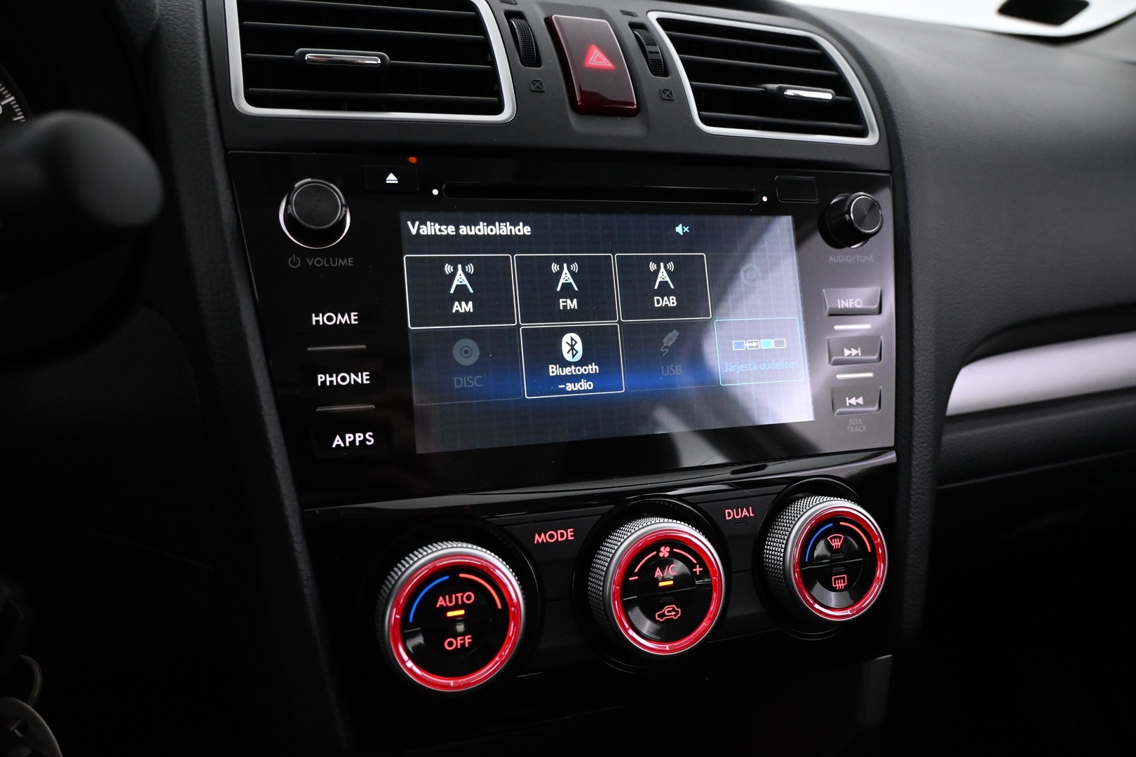 SUBARU Forester 2015