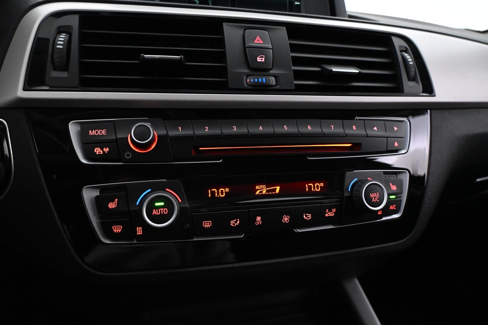 BMW 118 2018