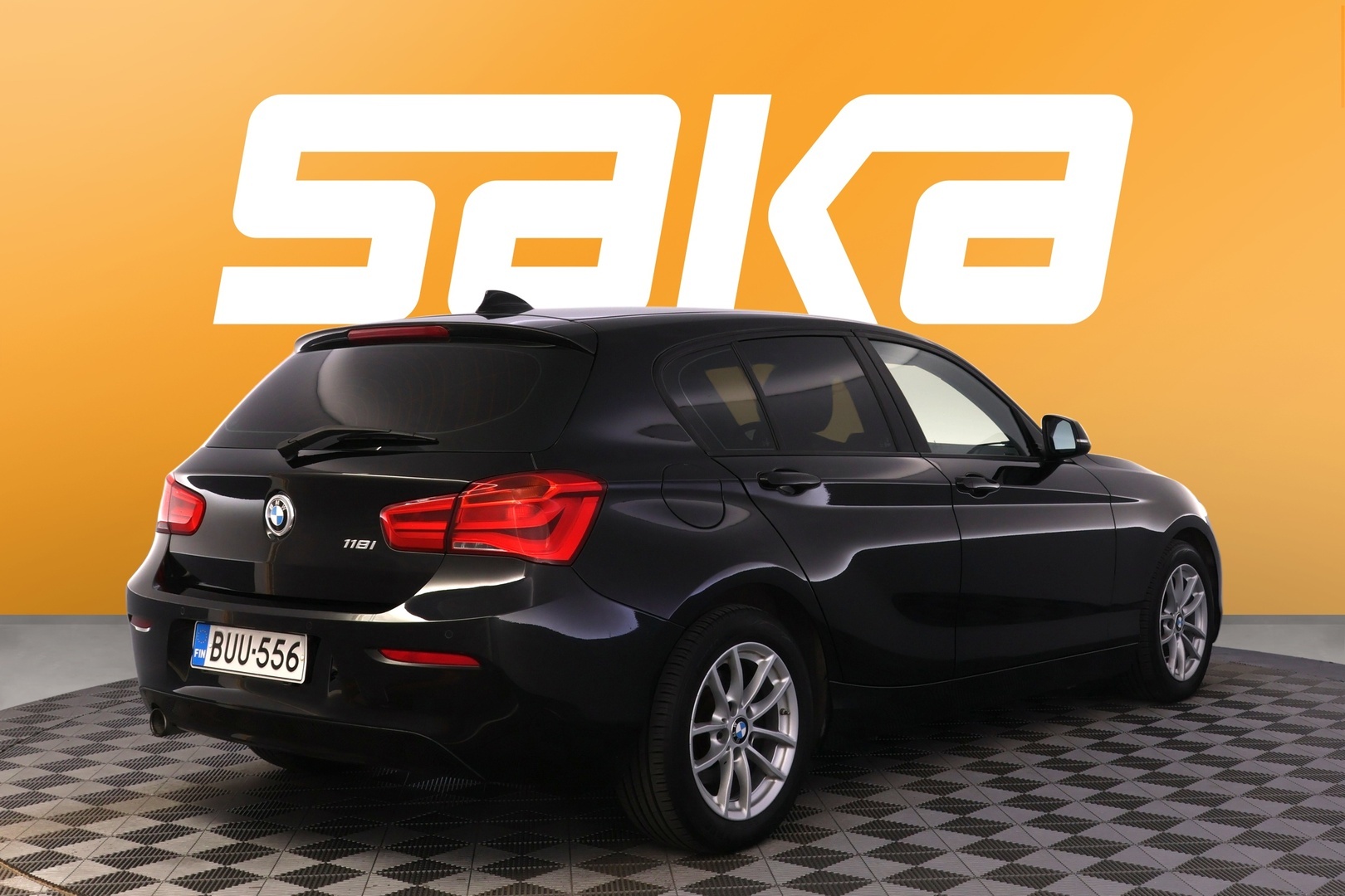 BMW 118 2018