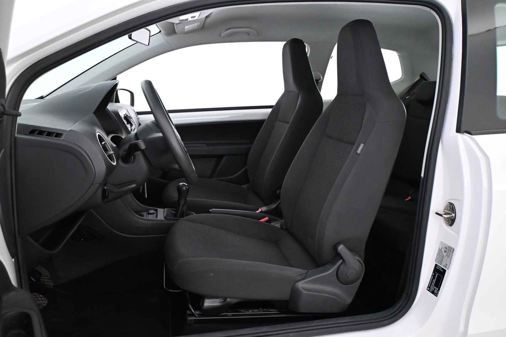 VOLKSWAGEN up! 2015